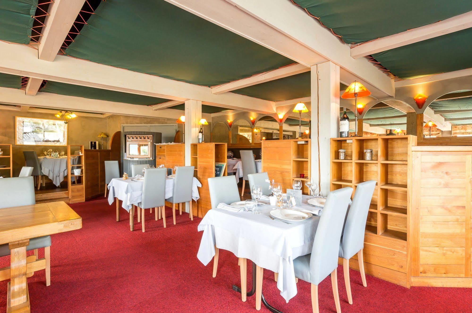 Hotel Restaurant La Tour Dunières Εξωτερικό φωτογραφία